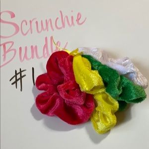Four scrunchies bundle